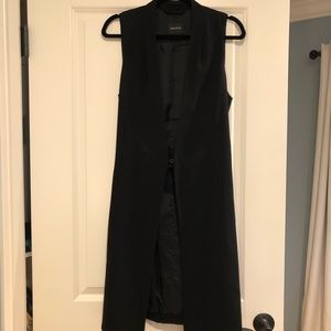 Black Babaton (Aritzia) Long sleeveless blazer